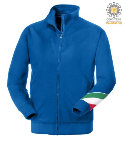 Felpa zip lunga profilo tricolore, collo a lupetto in costina, torcia tricolore sul braccio sinistro, tue tasche aperte a filetto cuciture ribattute, made in Italy, colore azzurro royal