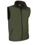 gilet in softshell a zip lunga in poliammide ed Elastane e fodera in micropile. Colore verde VATUNDRA.VEM